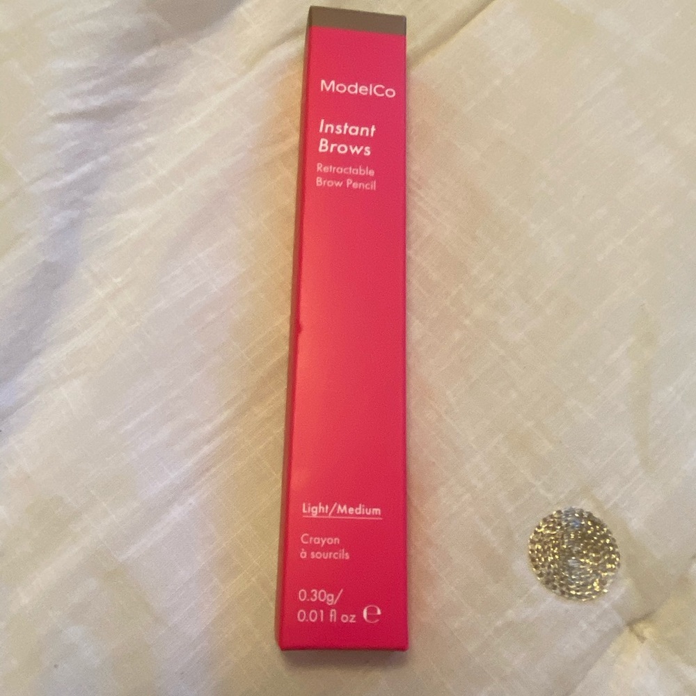 Model Co light/medium eyebrow pencil